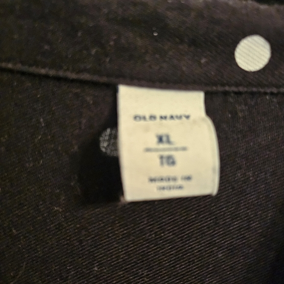 Old Navy button down - Picture 3 of 3